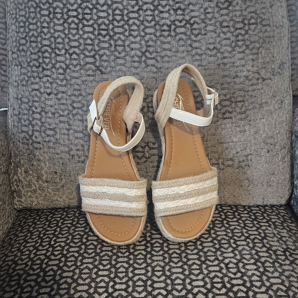 Women's Sandals, Tan & White, Sz 7.5 - Trendy, Beach, Chunky